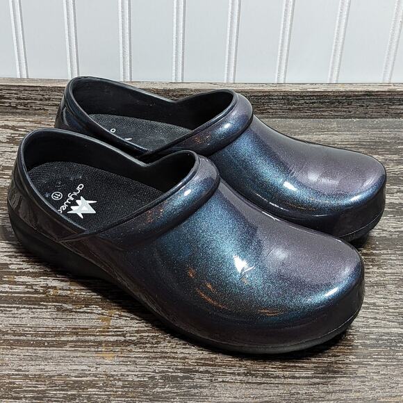 Anywear Women's Multicolor Nursing Slip Resistant Comfort Clogs Size 11 - Picture 1 of 6